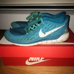 Nike Free Runs